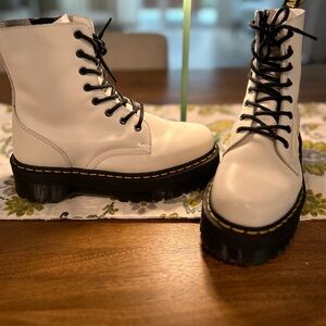 Doc Martens JADON BOOT SMOOTH LEATHER PLATFORMS